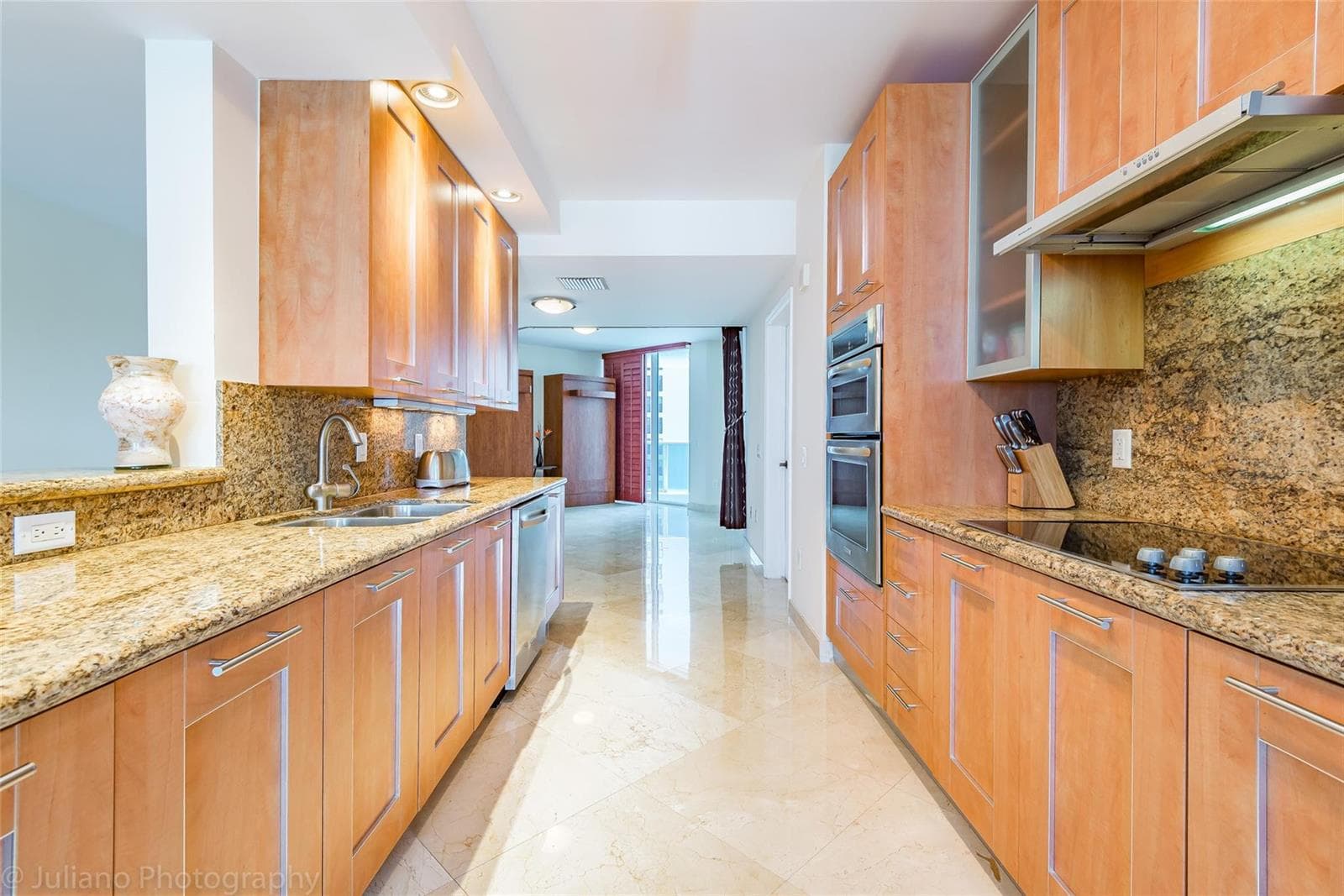 801 Briny Avenue 704 photo 15