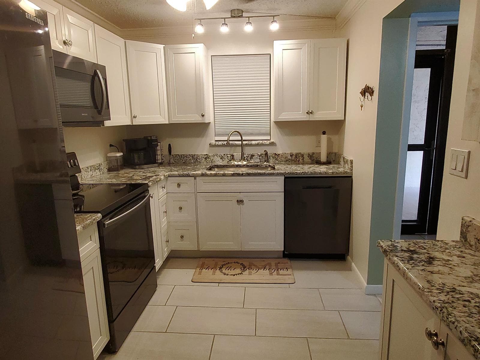 740 E Ocean Avenue 109 photo 8