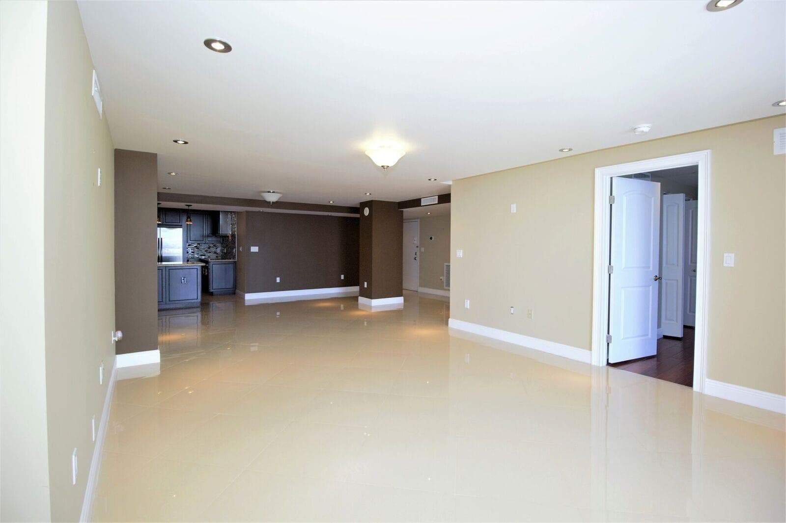 1360 S Ocean Boulevard 2806 photo 8