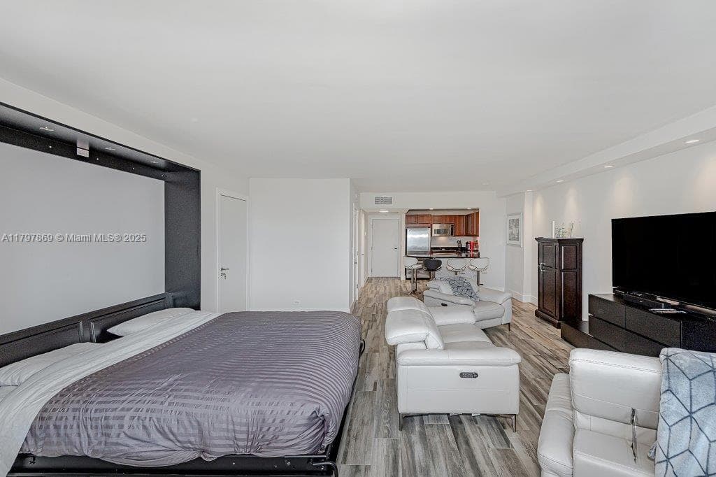 2301 Collins Ave 1532 photo 12