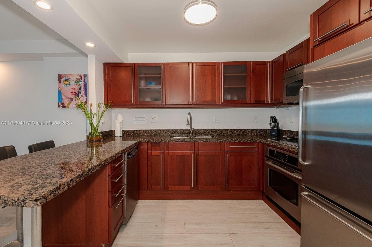 2301 Collins Ave 1531 photo 19