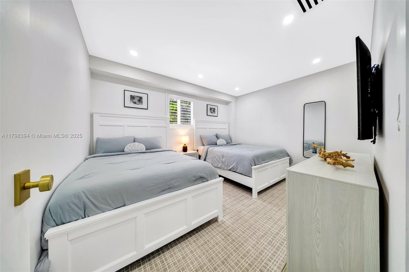 129 Nautilus Dr 0 photo 14