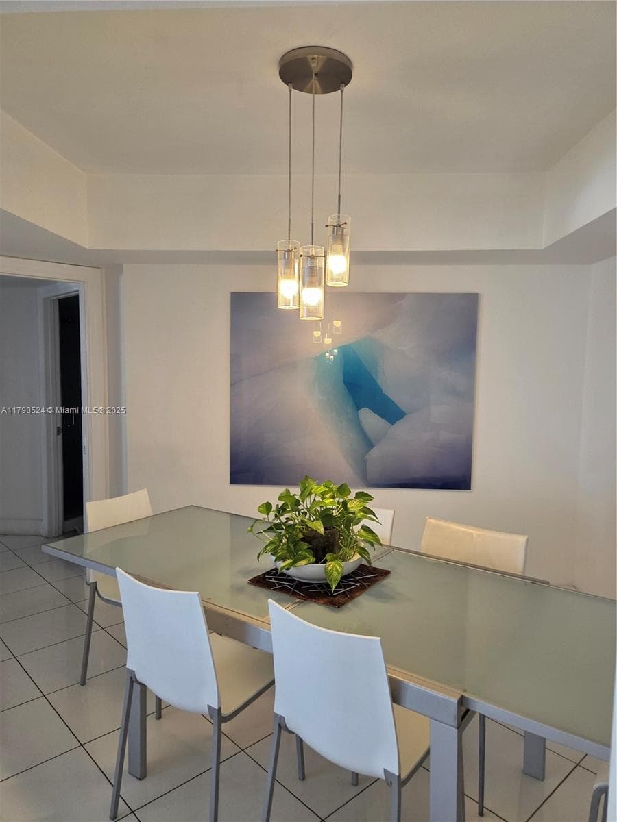 16425 Collins Ave 312 photo 7