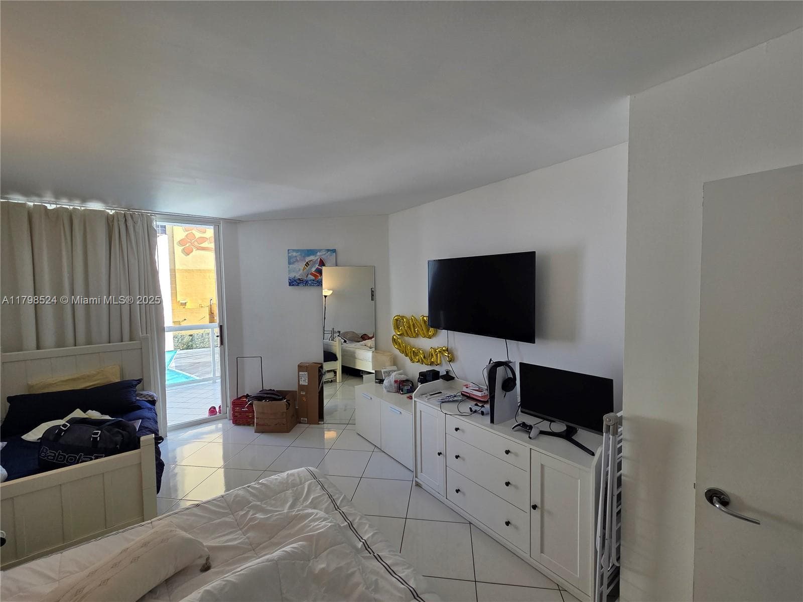 16425 Collins Ave 312 photo 19