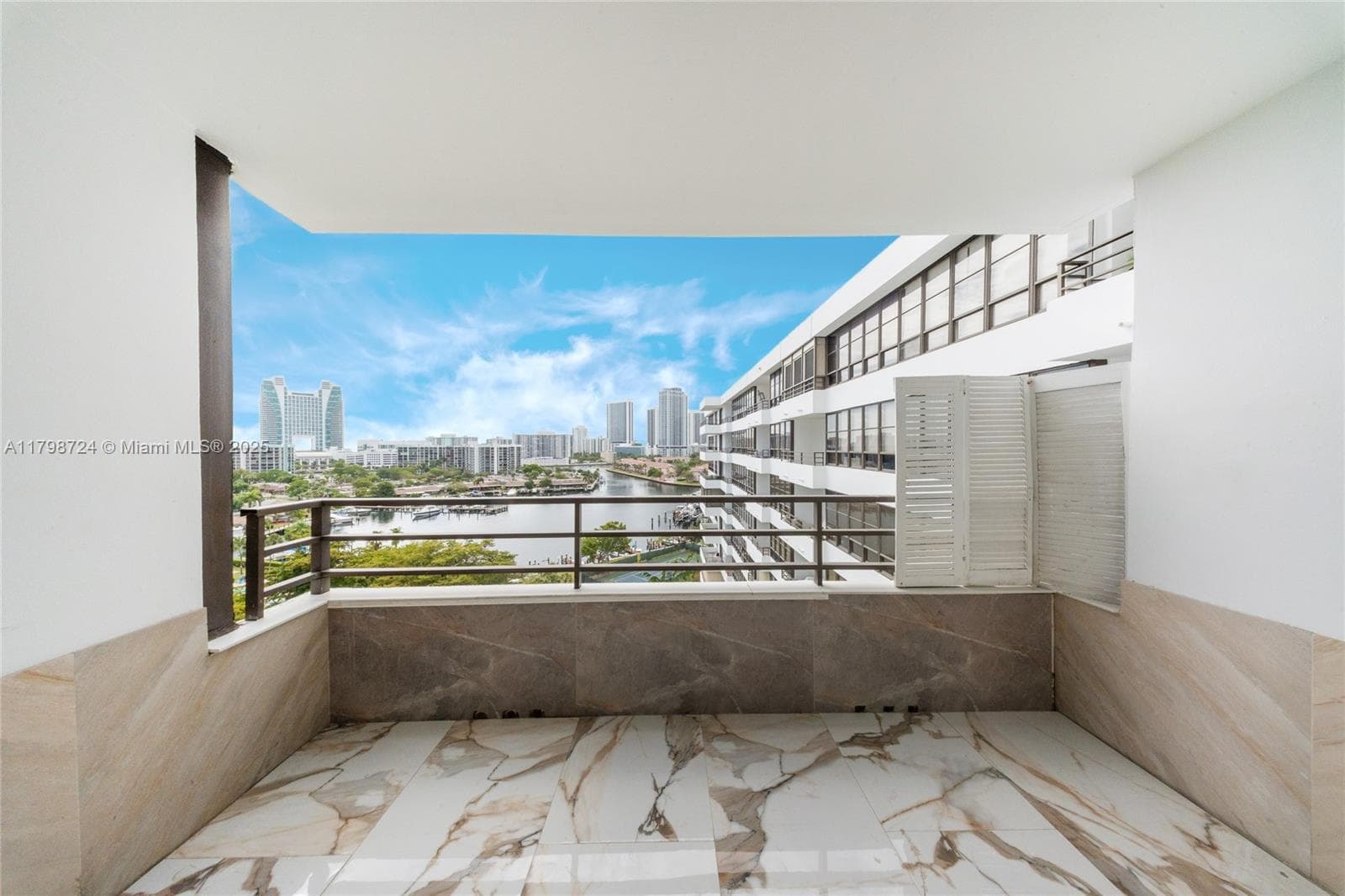 500 Three Islands Blvd 801 photo 22