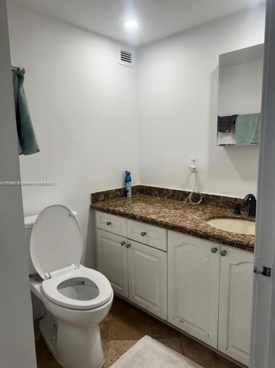 6770 Indian Creek Dr TSB photo 9