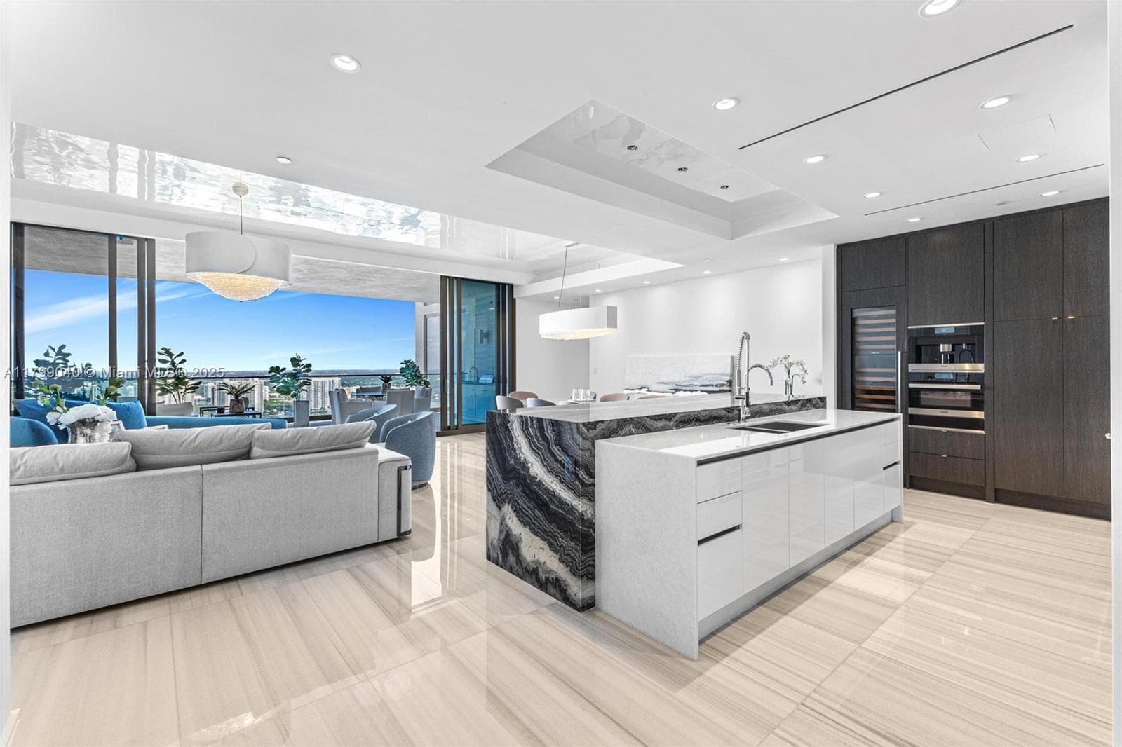 17901 Collins Ave 3806 photo 4