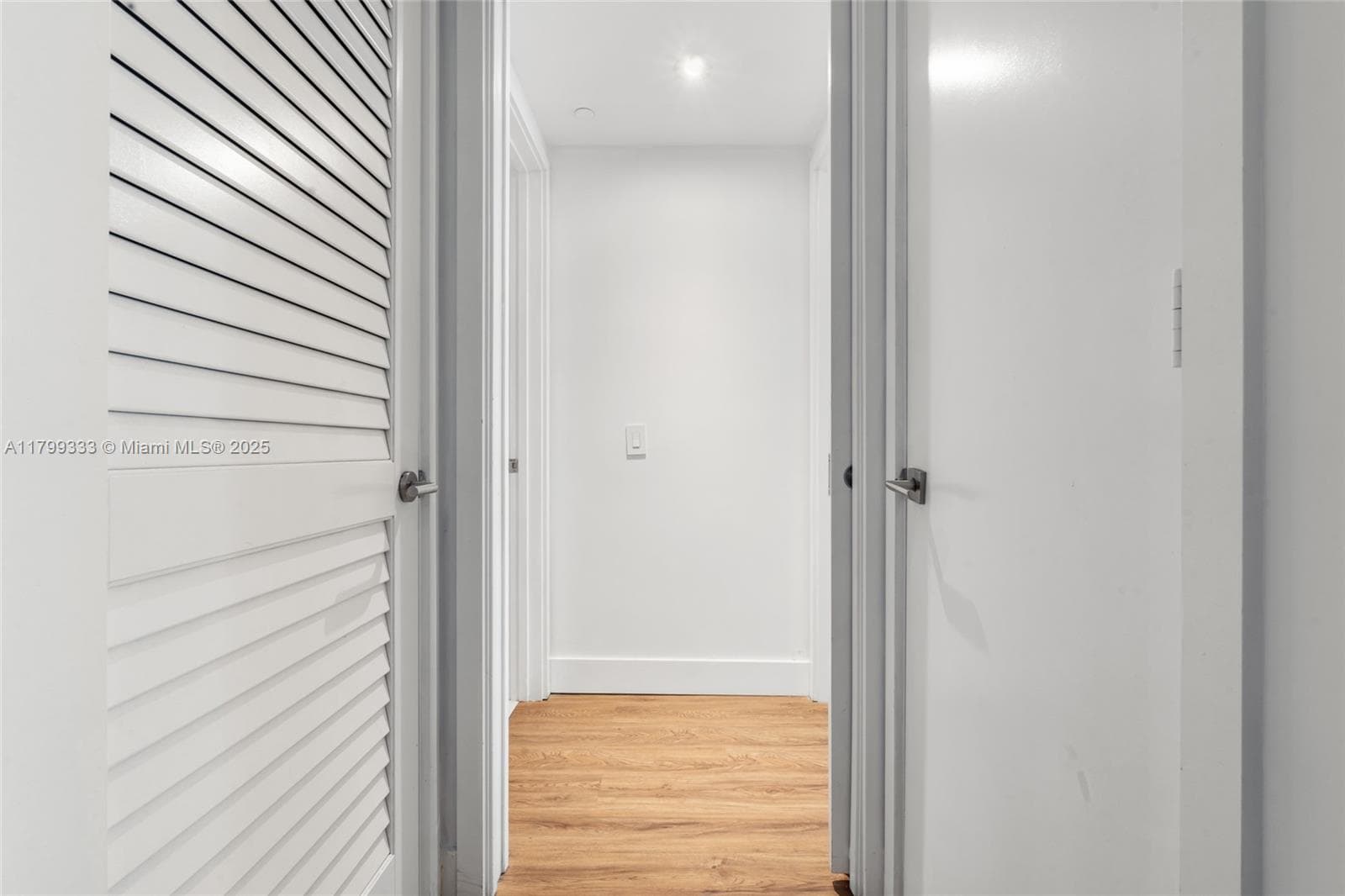 4111 Ocean Dr 2307 photo 20