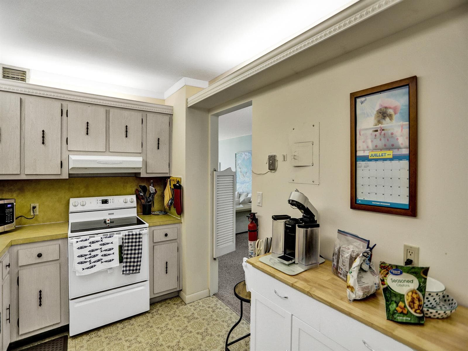 100 Bayview Drive 1125 photo 17
