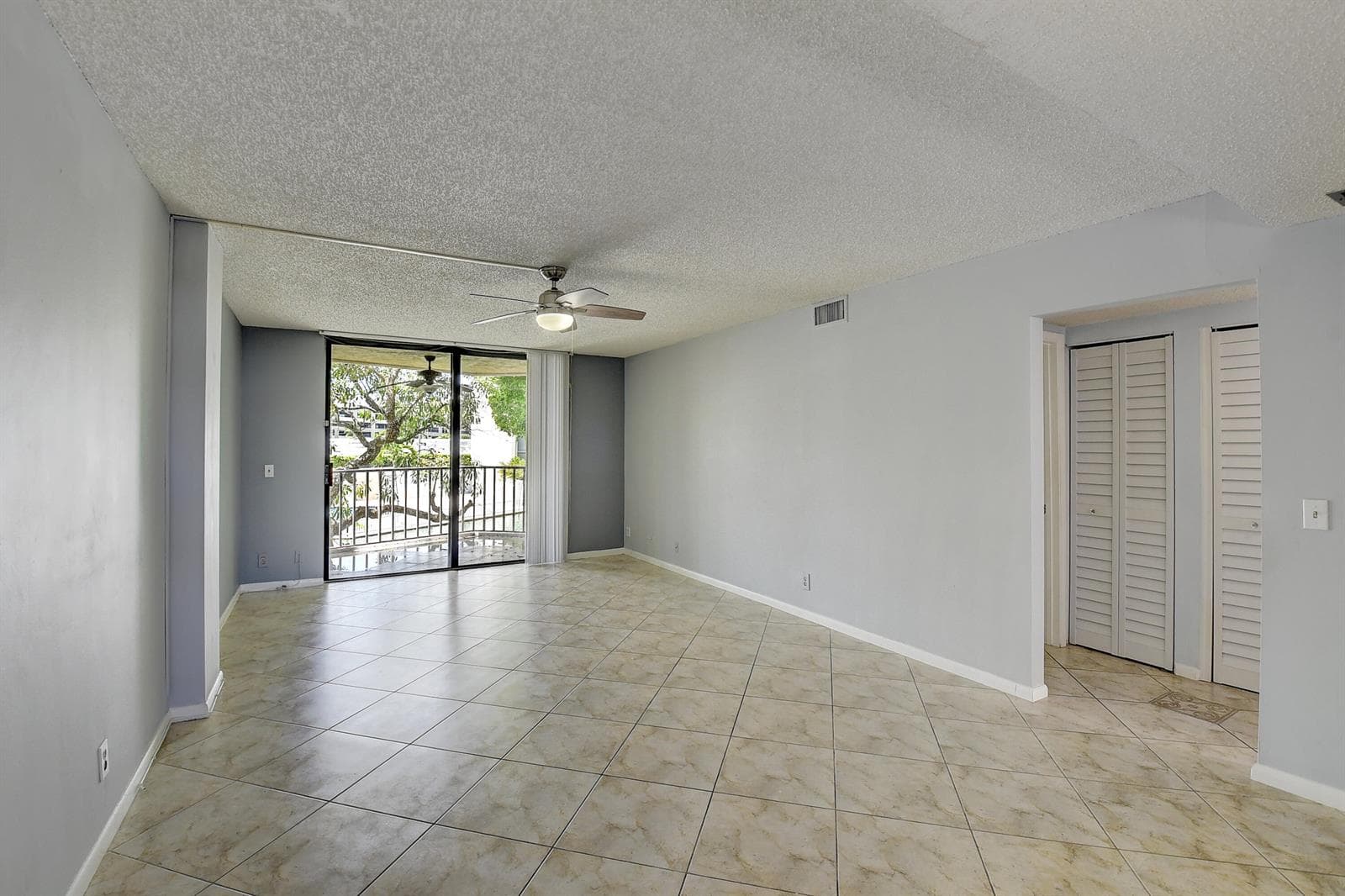 890 N Federal Highway 206 photo 10