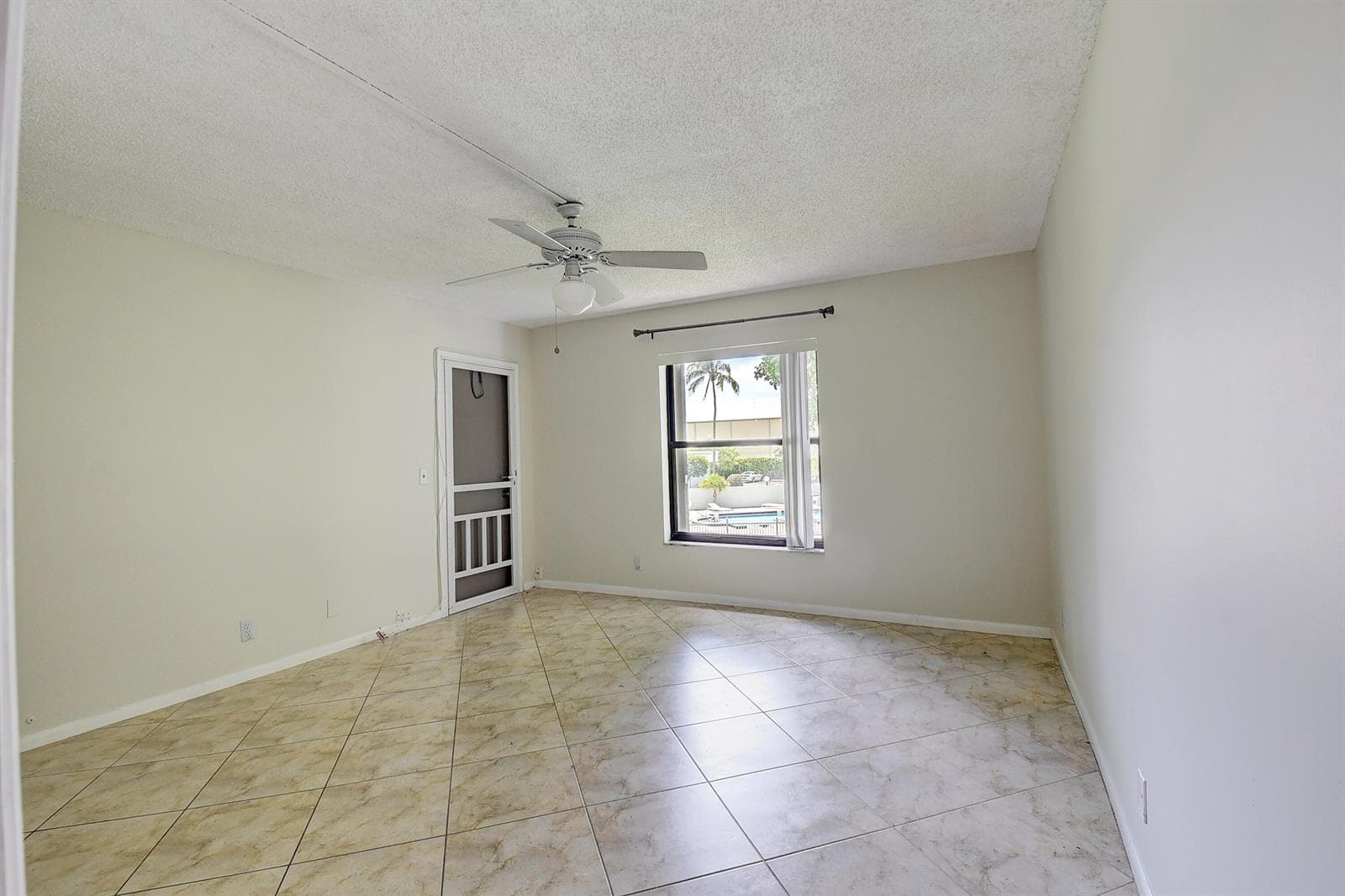 890 N Federal Highway 206 photo 18