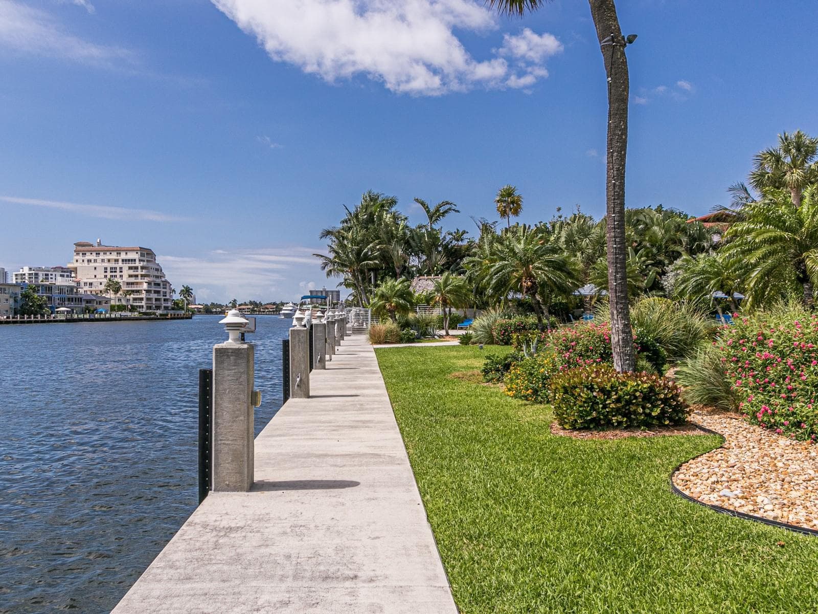 888 Intracoastal Drive 14F photo 5