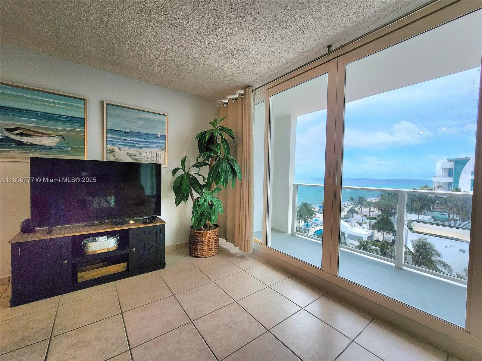 3505 S Ocean Dr 815 photo 5