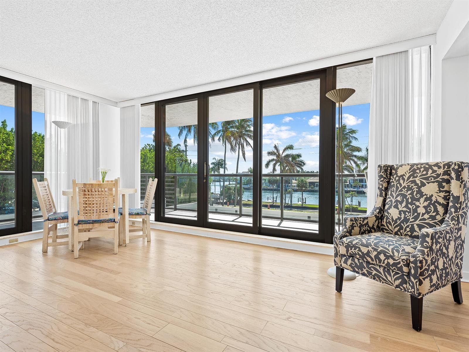 2727 S Ocean Boulevard 304 photo 5