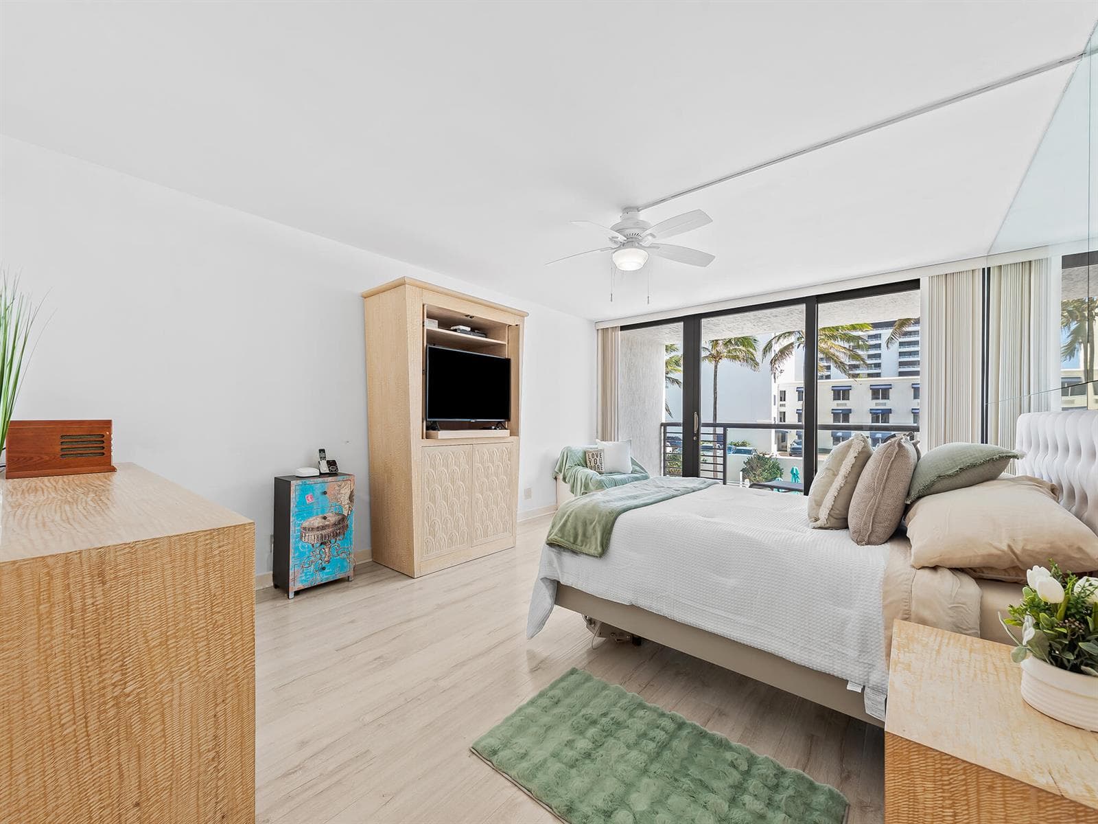 2727 S Ocean Boulevard 304 photo 20