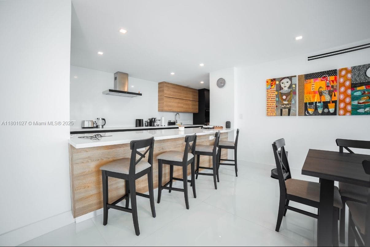 5600 Collins Ave 14K photo 7