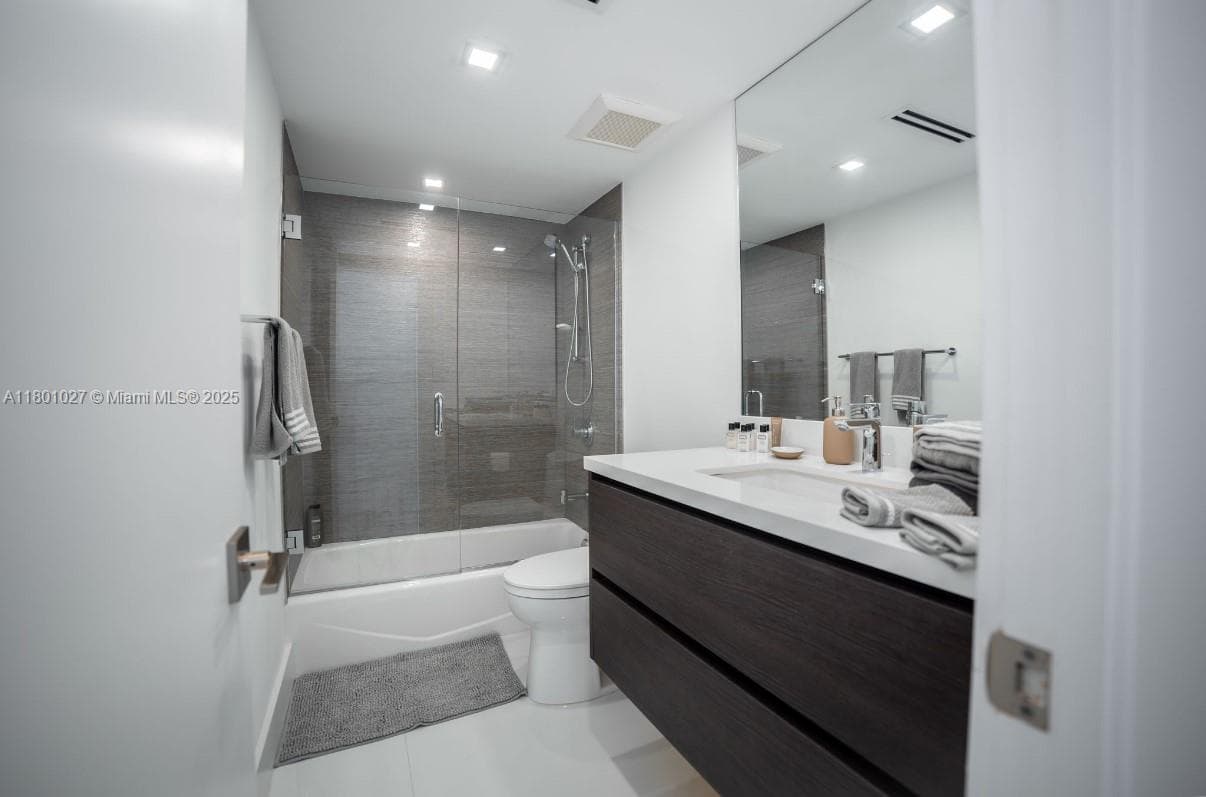 5600 Collins Ave 14K photo 19
