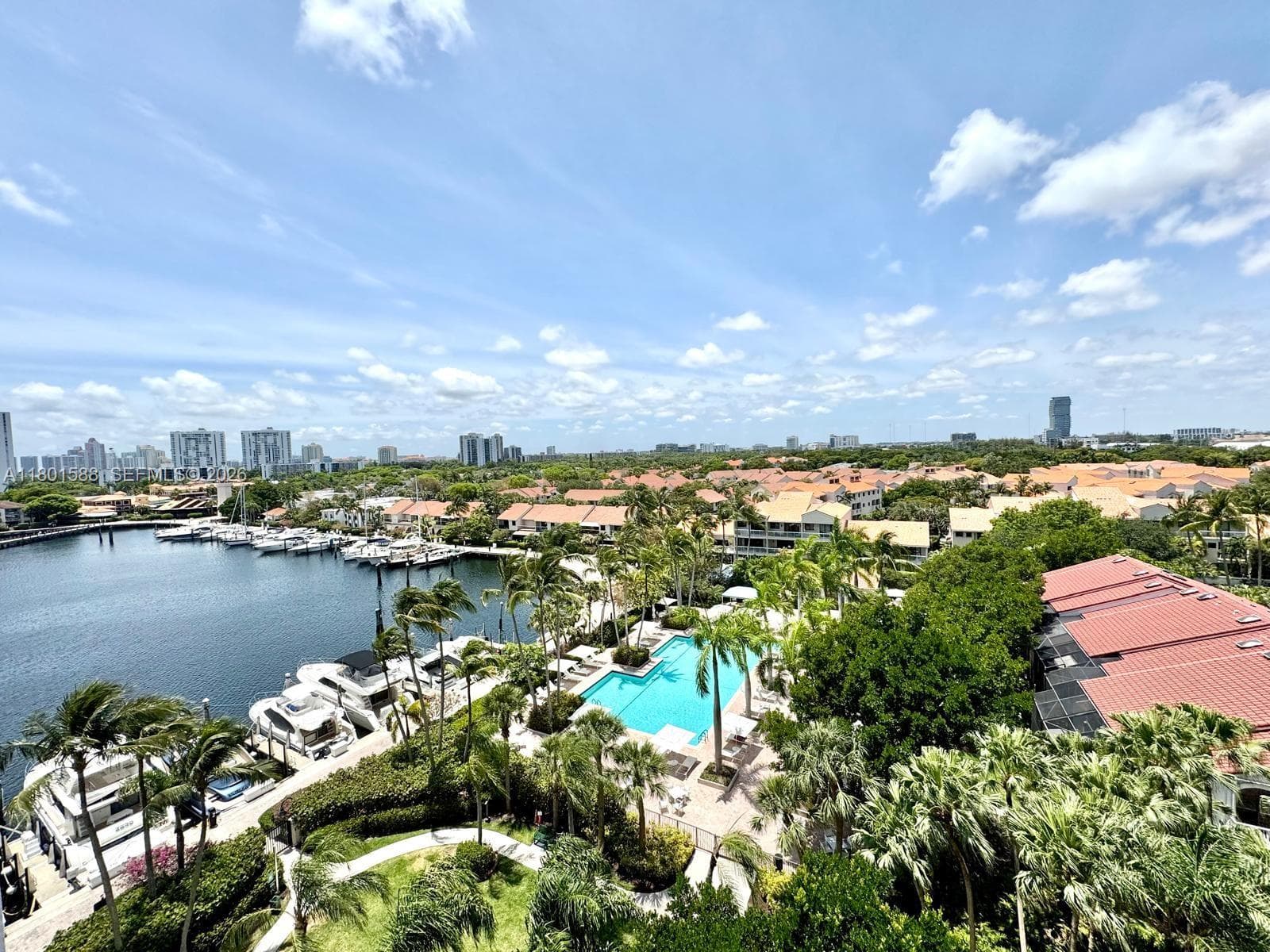 3610 Yacht Club Dr 810 photo 8