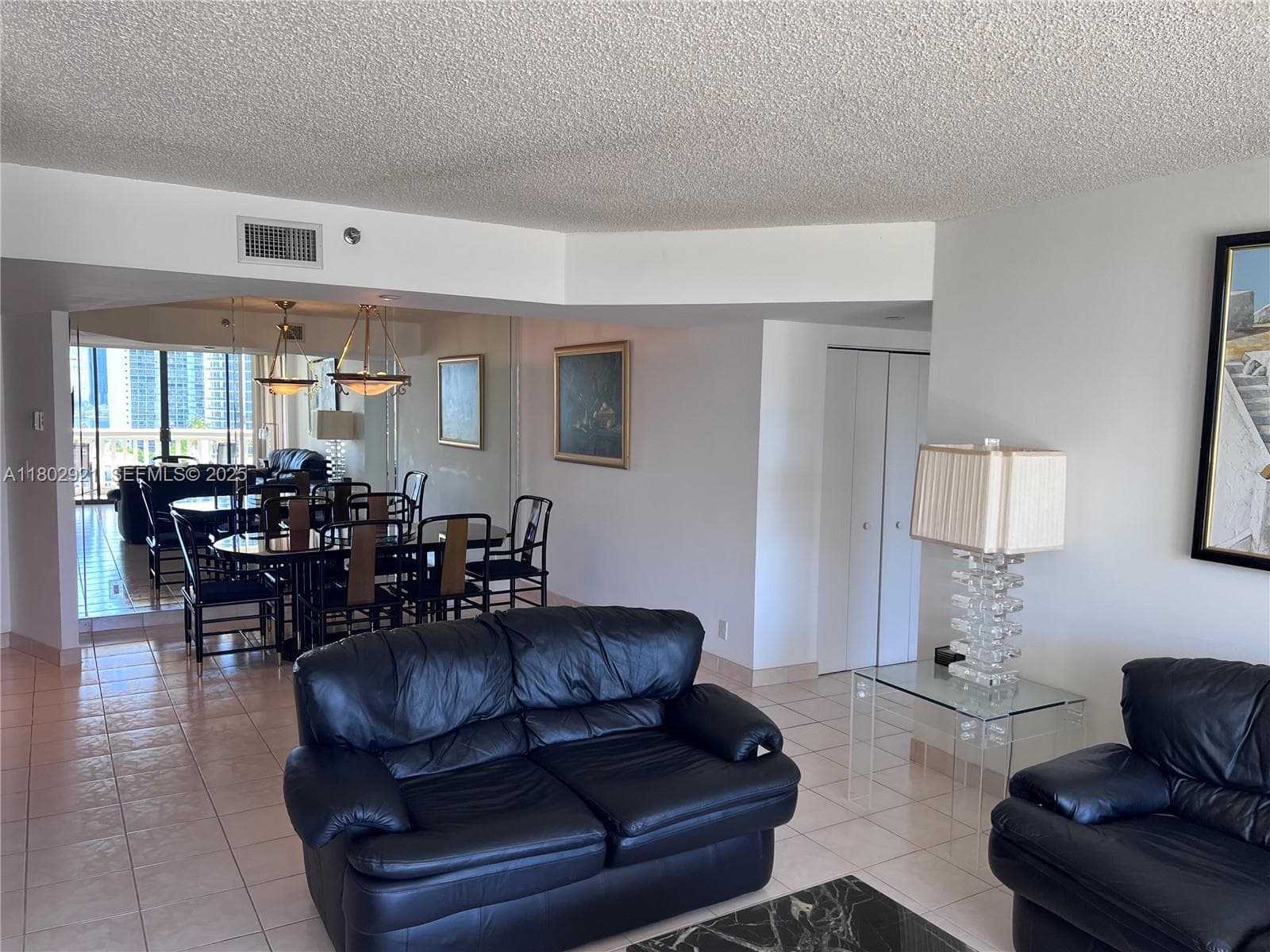 1000 Island Blvd 1508 photo 2