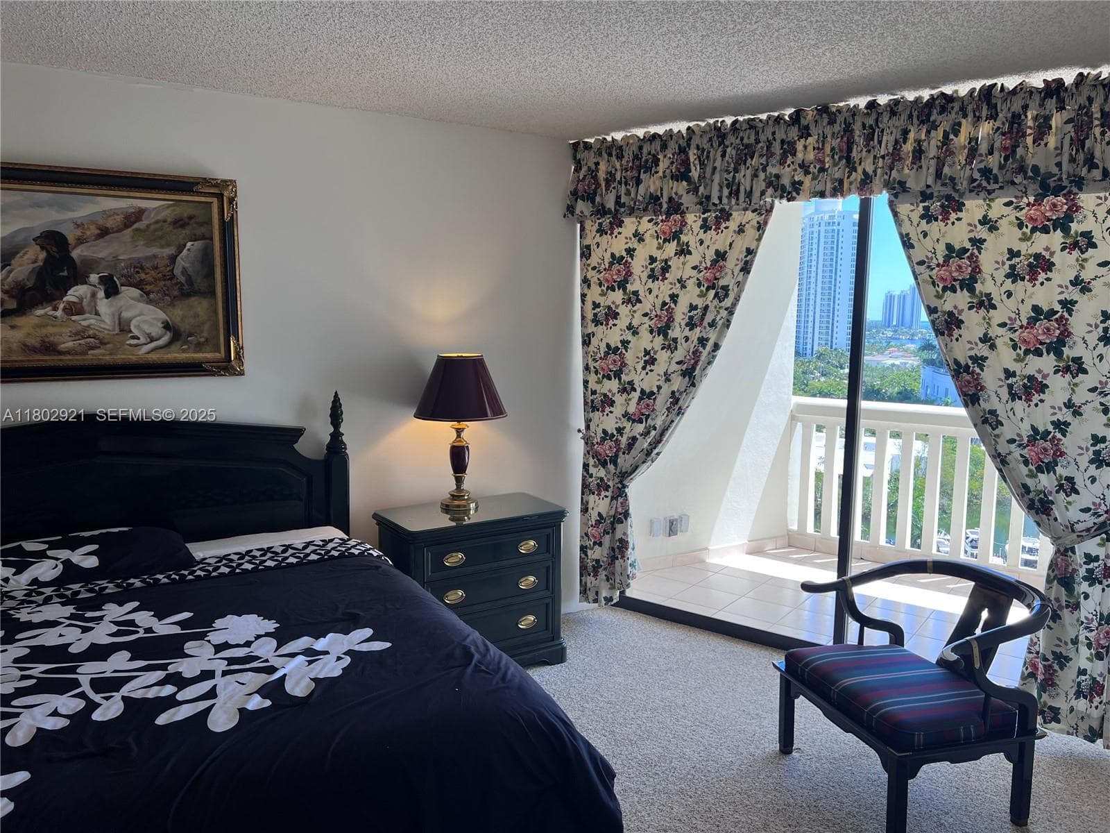 1000 Island Blvd 1508 photo 7