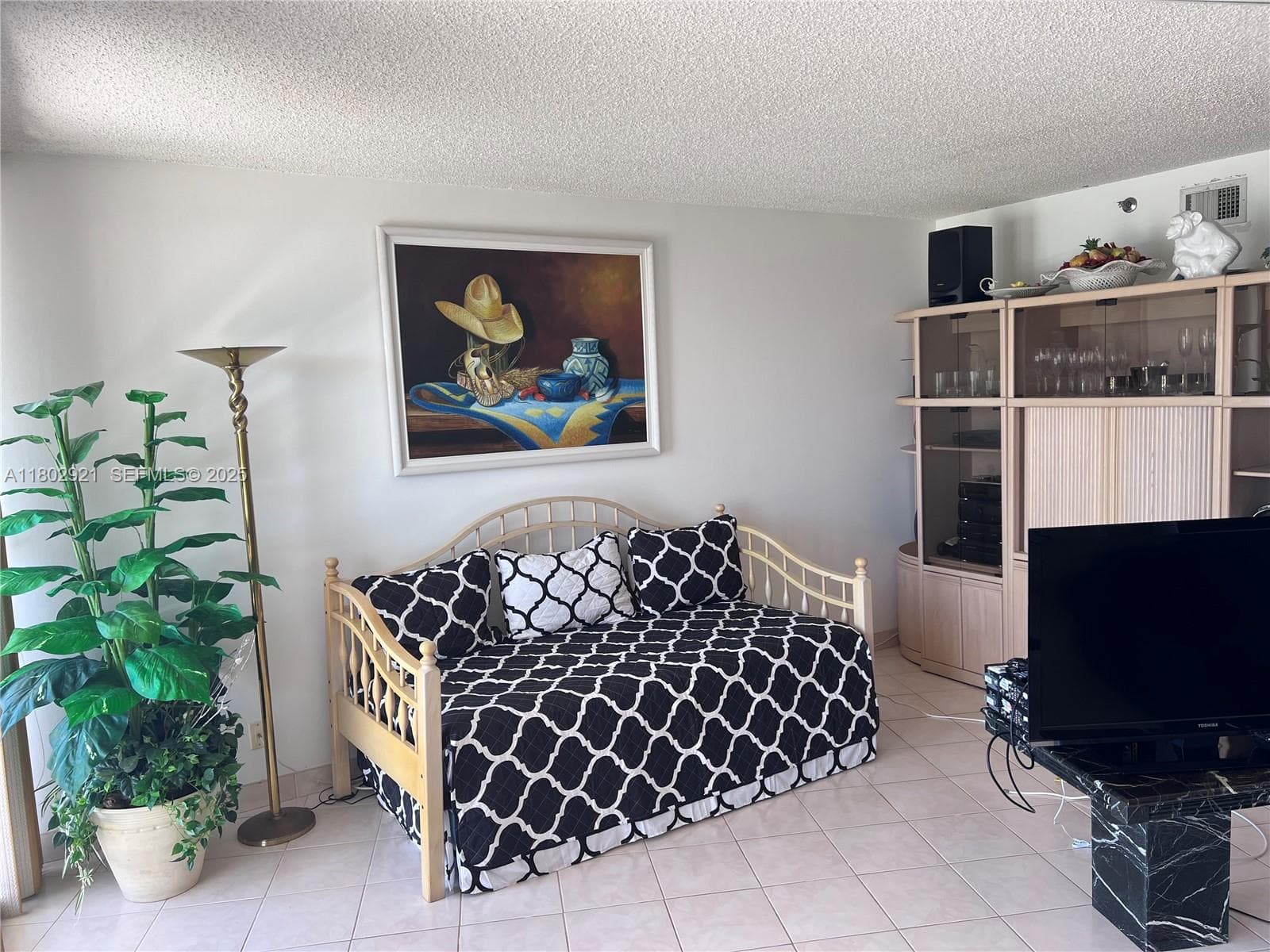 1000 Island Blvd 1508 photo 10