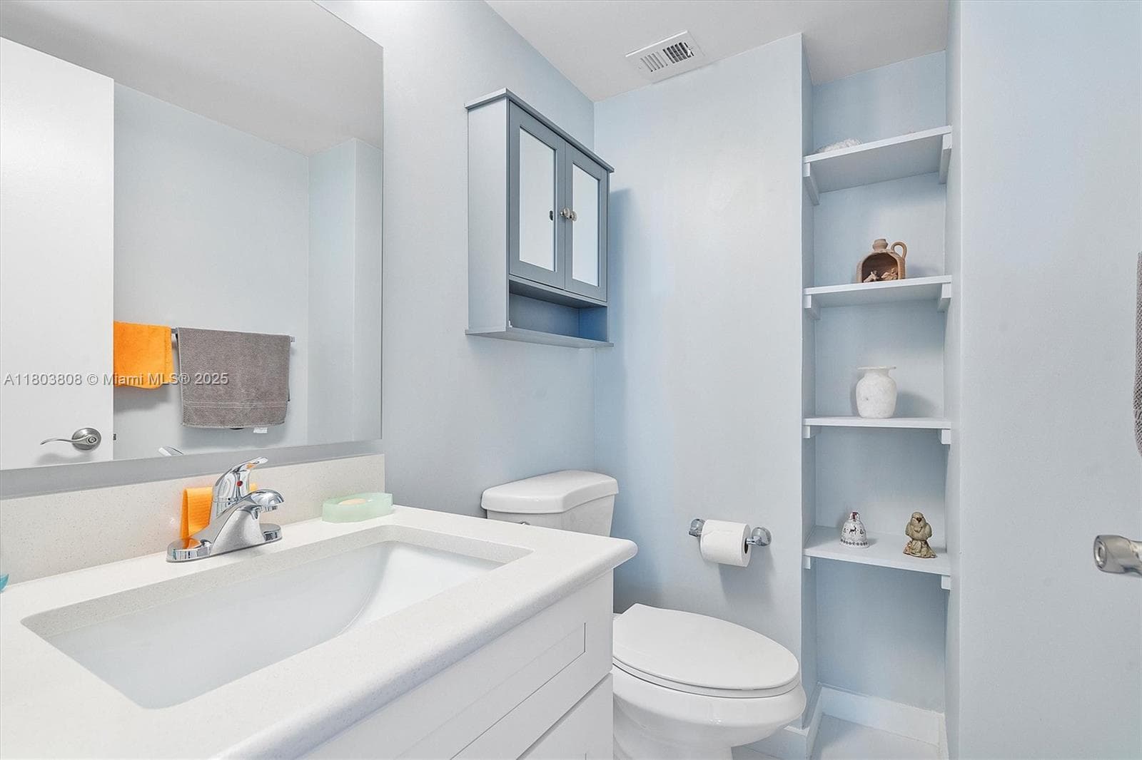 9511 Collins Ave 1002 photo 14