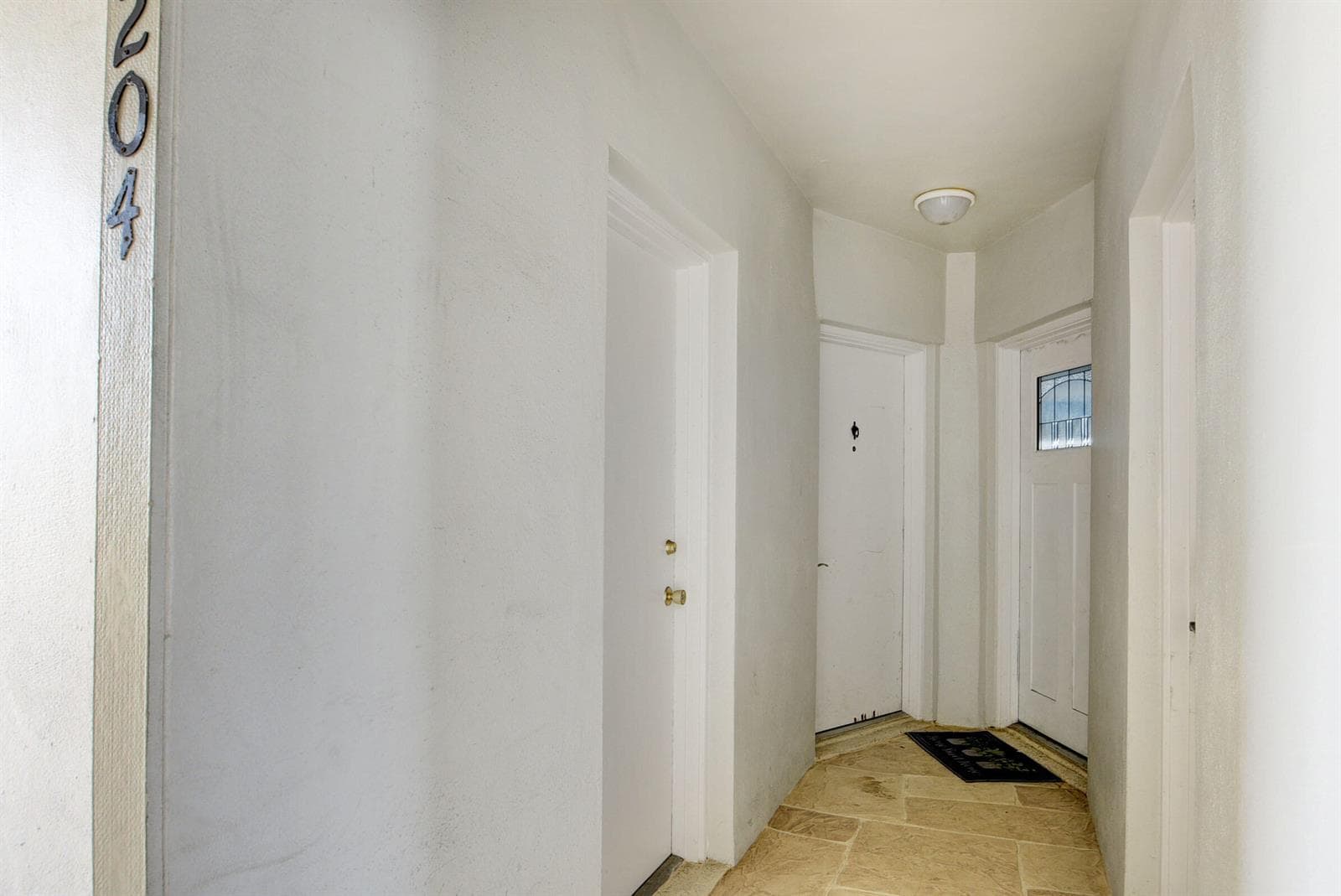 410 Wilma Circle 204 photo 2