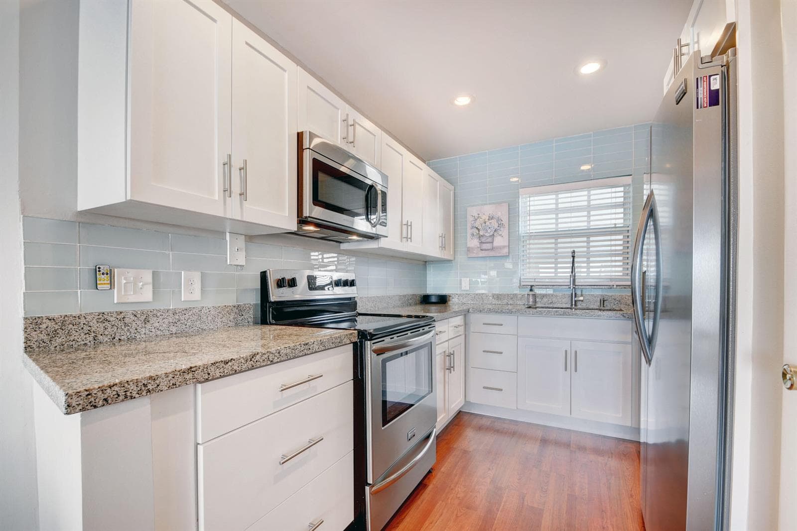 410 Wilma Circle 204 photo 6