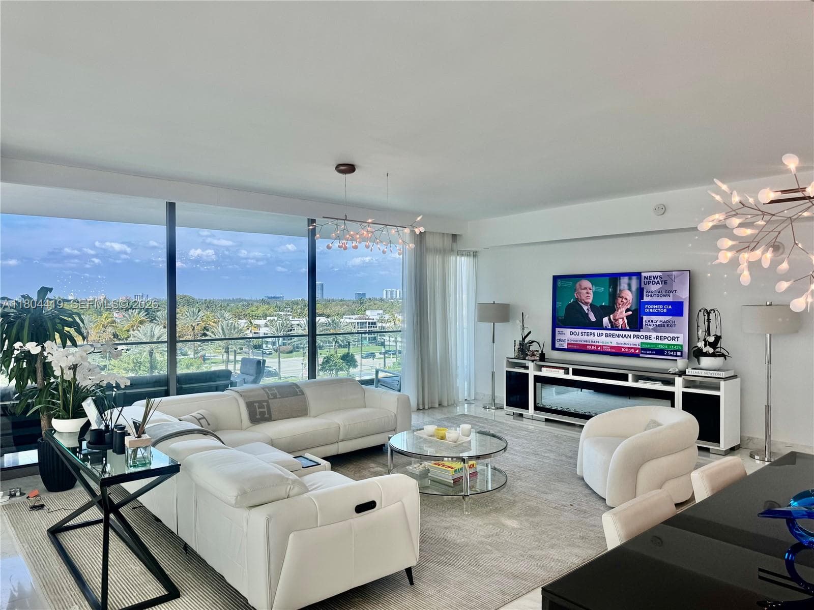 10201 Collins Ave 511 photo 4