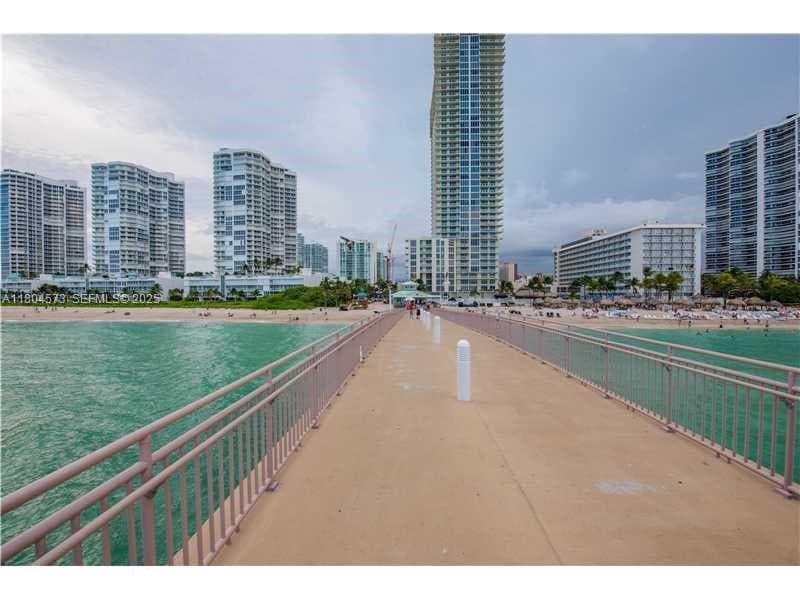 16699 COLLINS AVE 3601 photo 21