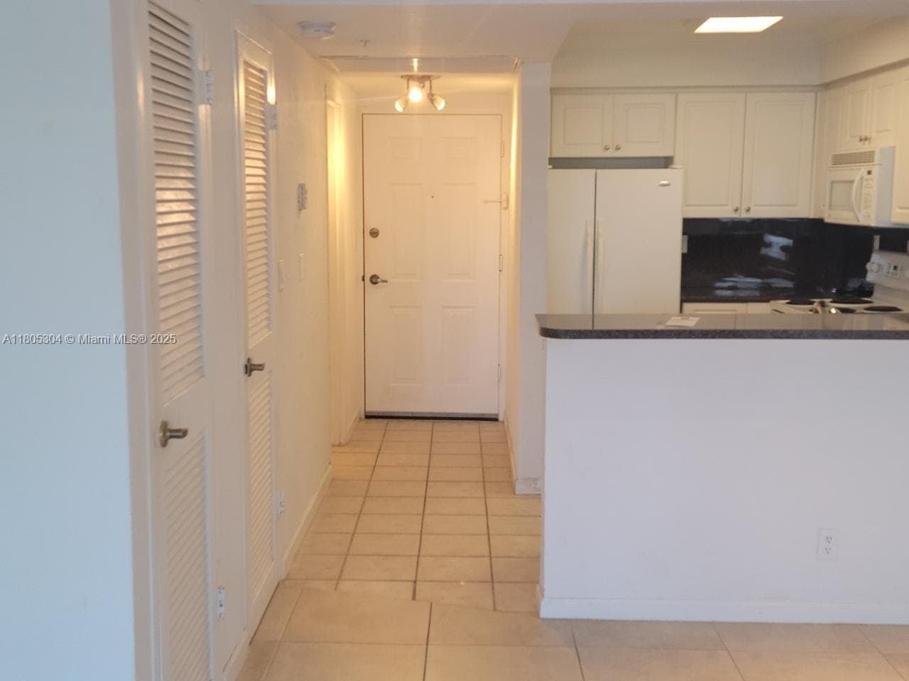 2501 S Ocean Dr 1634 photo 5