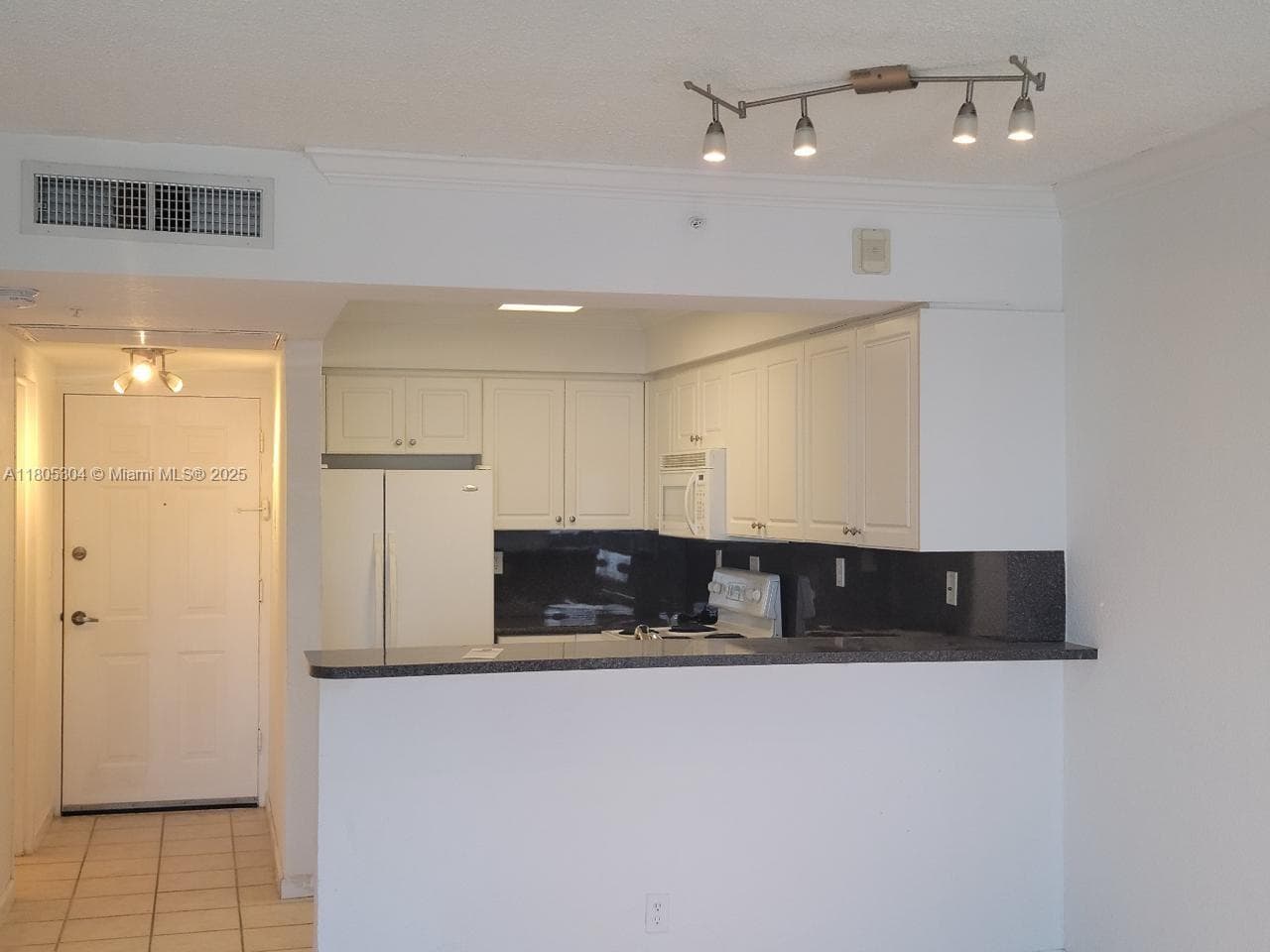 2501 S Ocean Dr 1634 photo 4