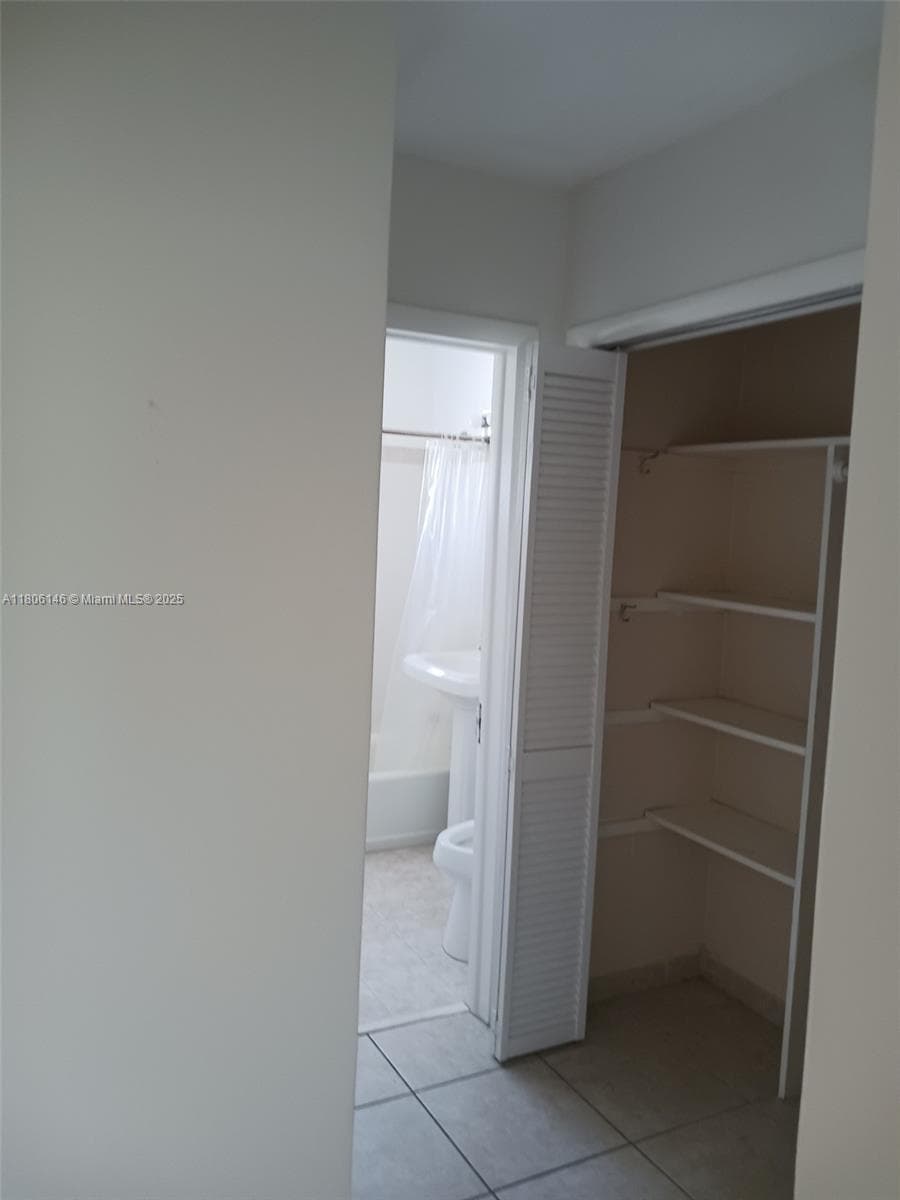 2700 NE 135th St 30 photo 6