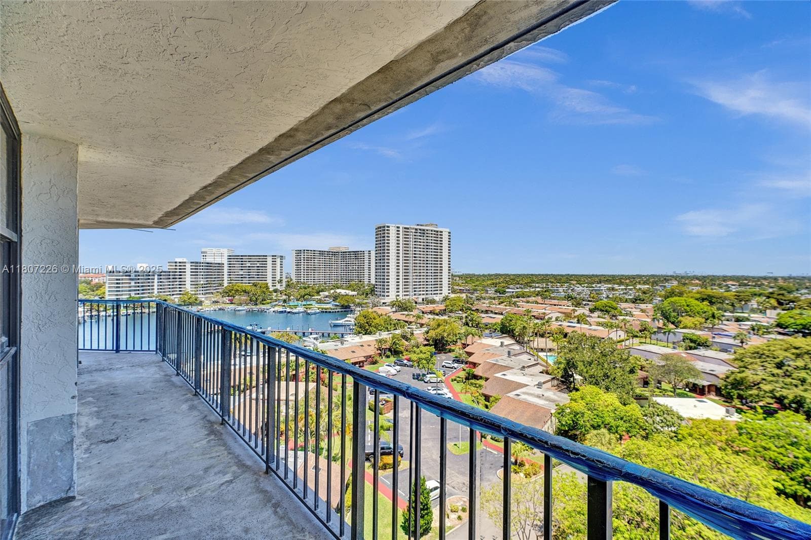 200 Leslie Dr 1031 photo 10
