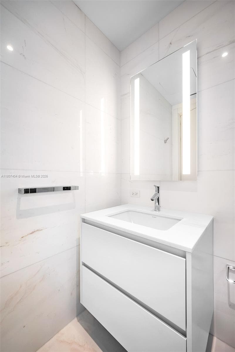 300 Biscayne Blvd Way 3509 photo 9