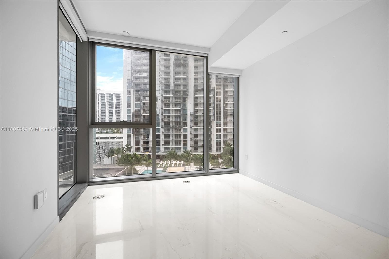 300 Biscayne Blvd Way 3509 photo 15