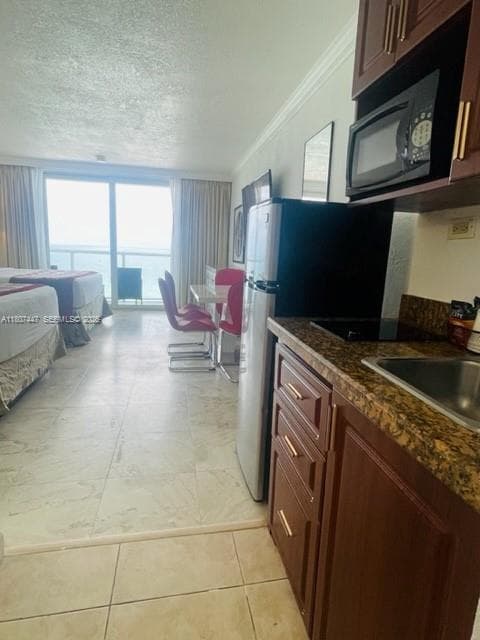 19201 Collins Ave 714 photo 15