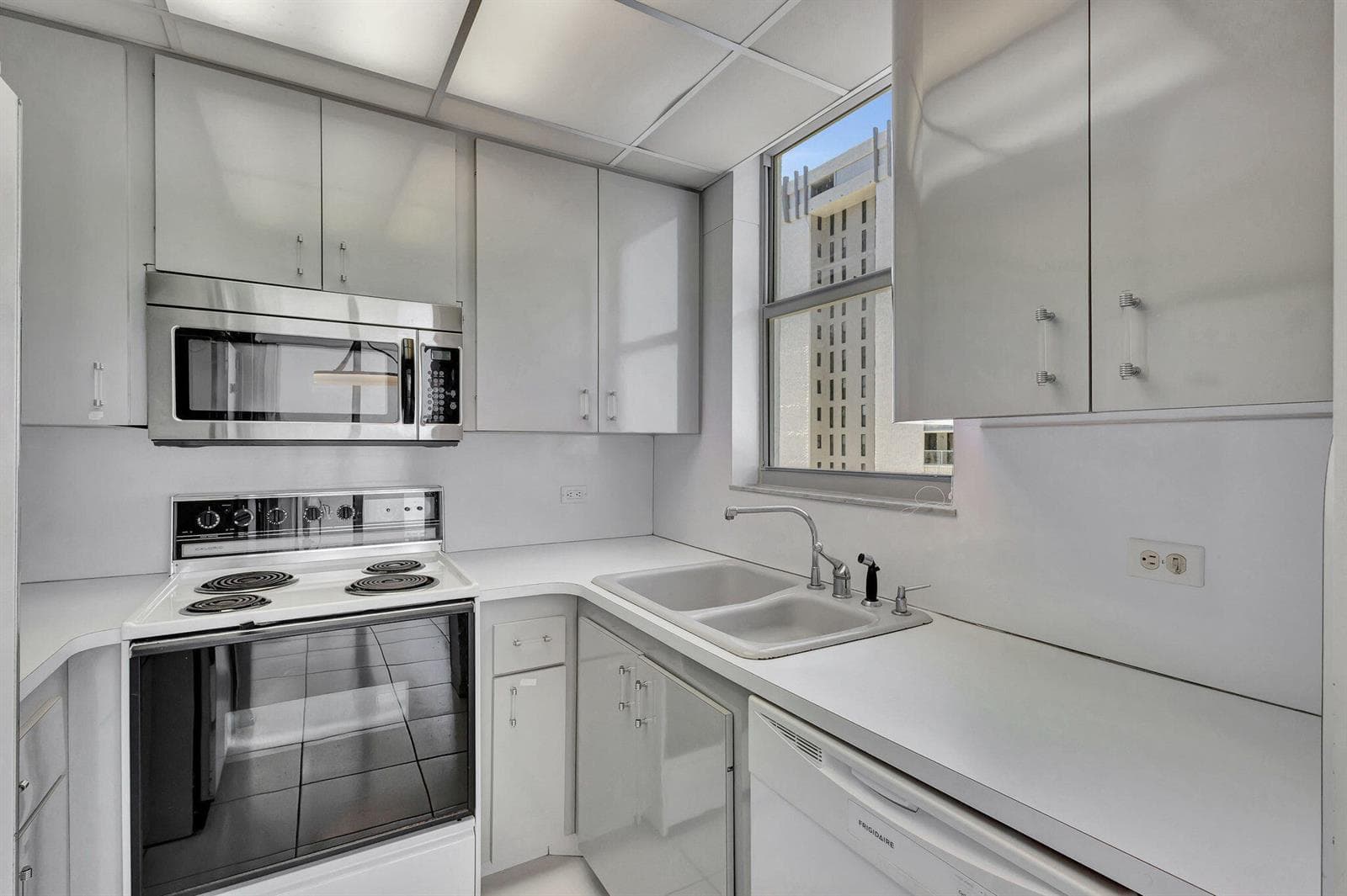 1010 S Ocean Boulevard 914 photo 23