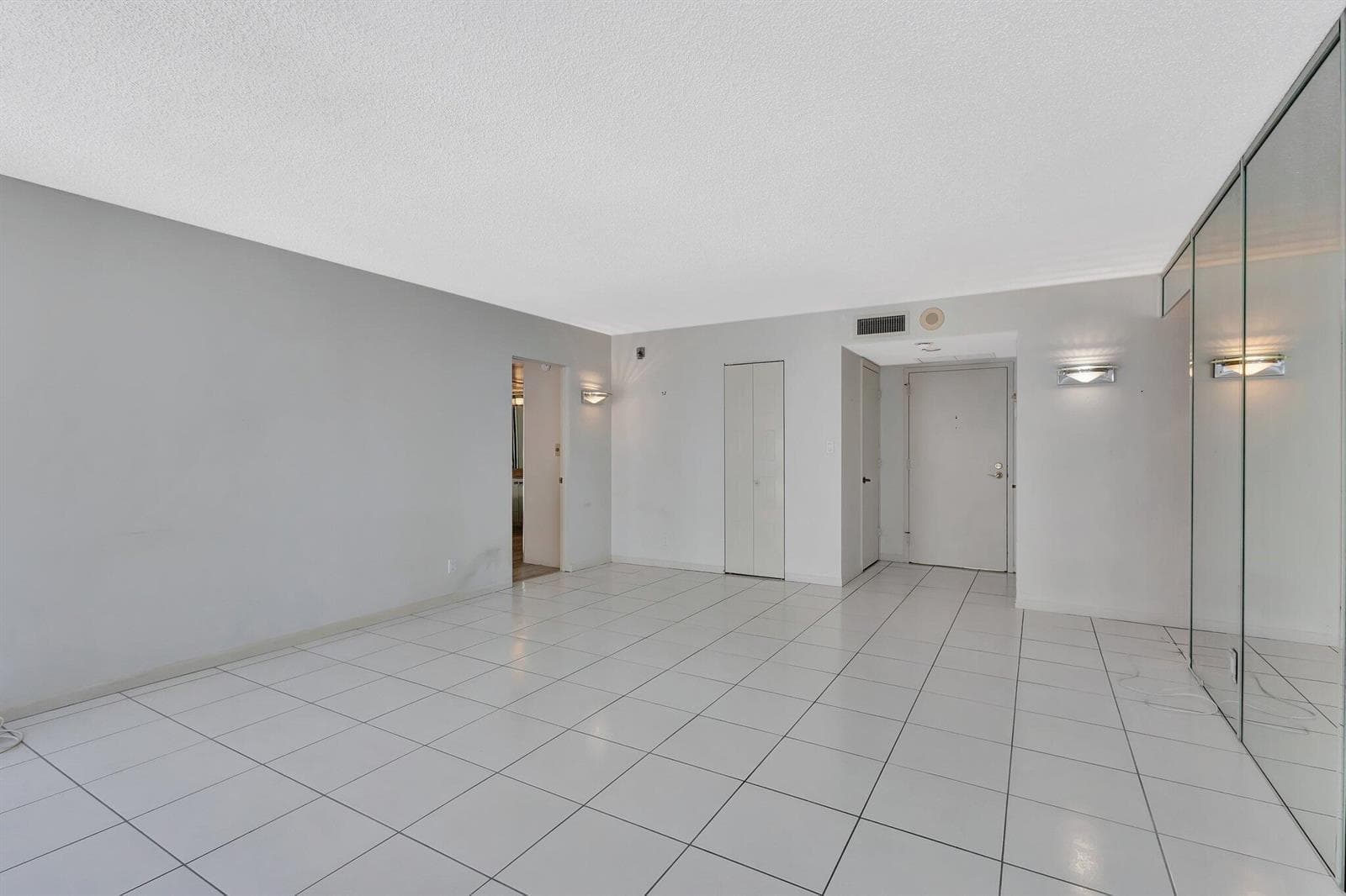 1010 S Ocean Boulevard 914 photo 5