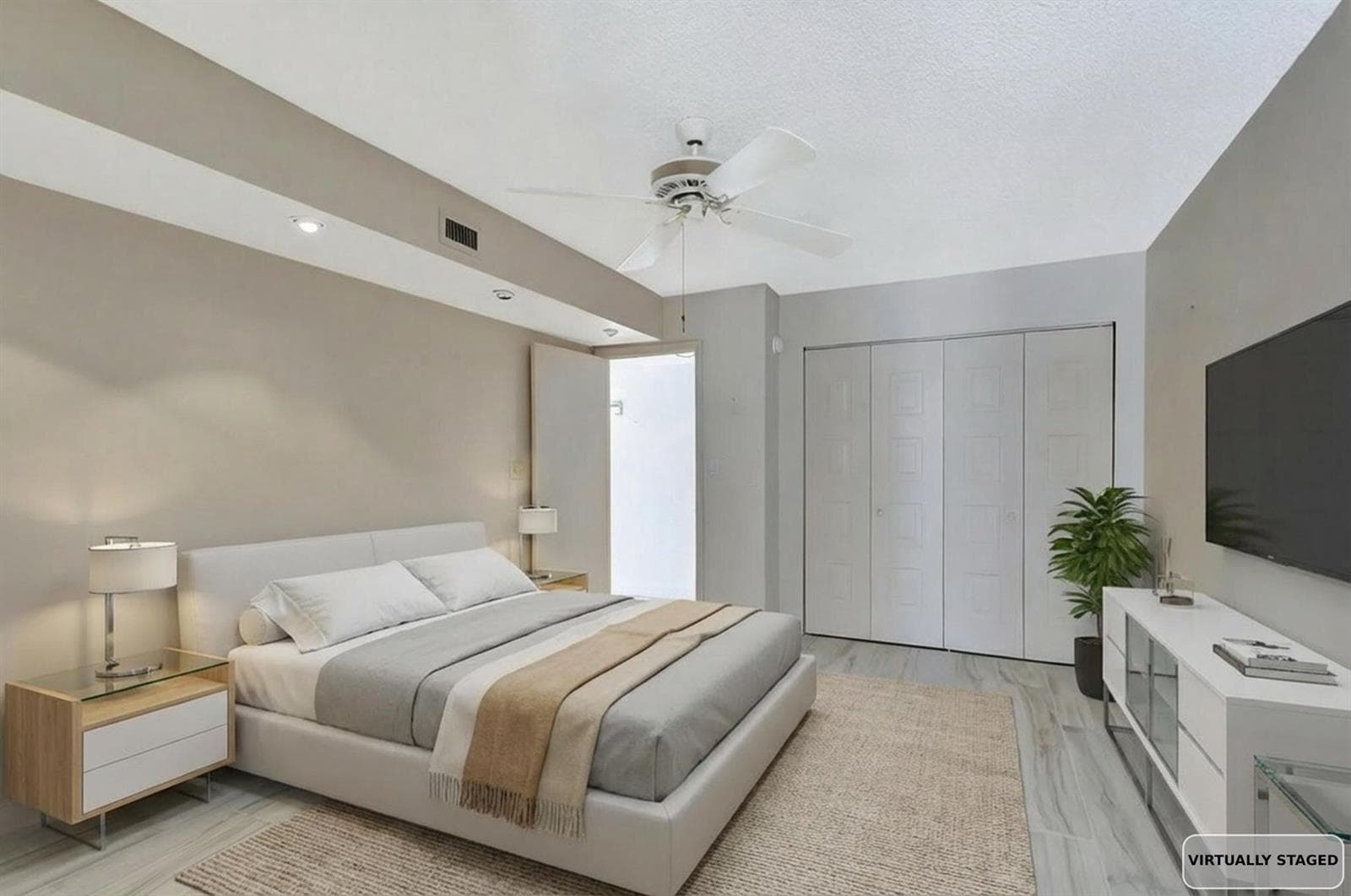1010 S Ocean Boulevard 914 photo 9