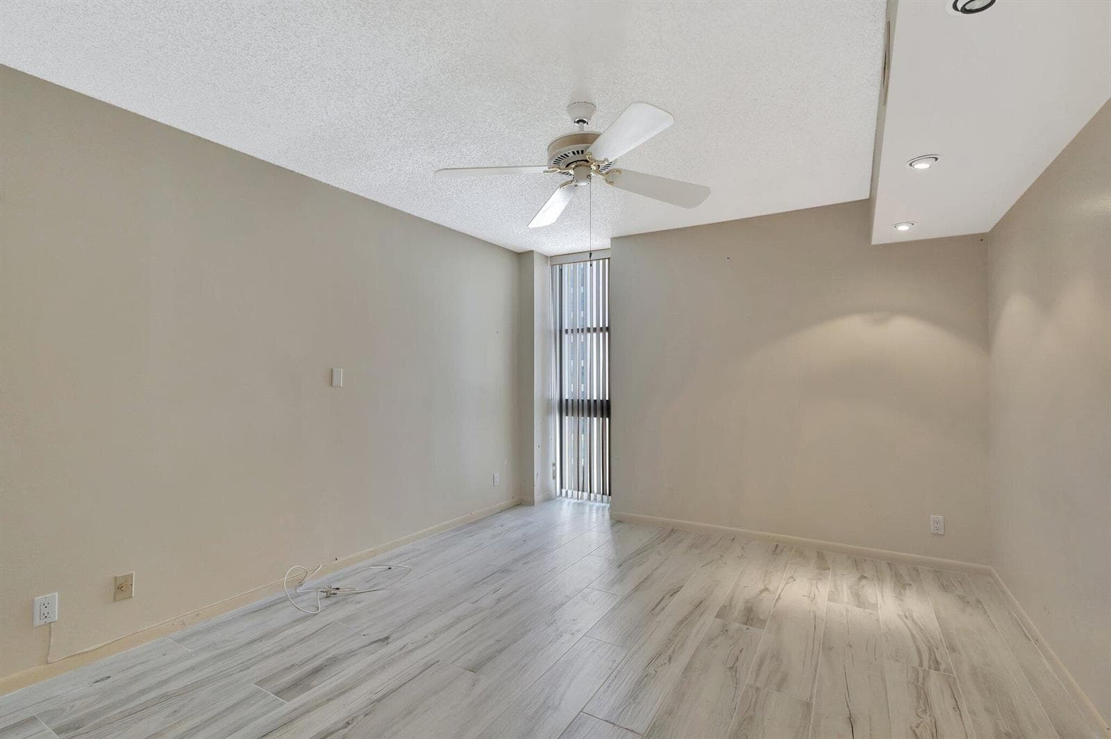 1010 S Ocean Boulevard 914 photo 10