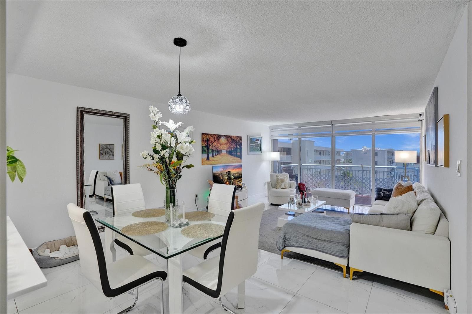 18041 Biscayne Boulevard 503 photo 1