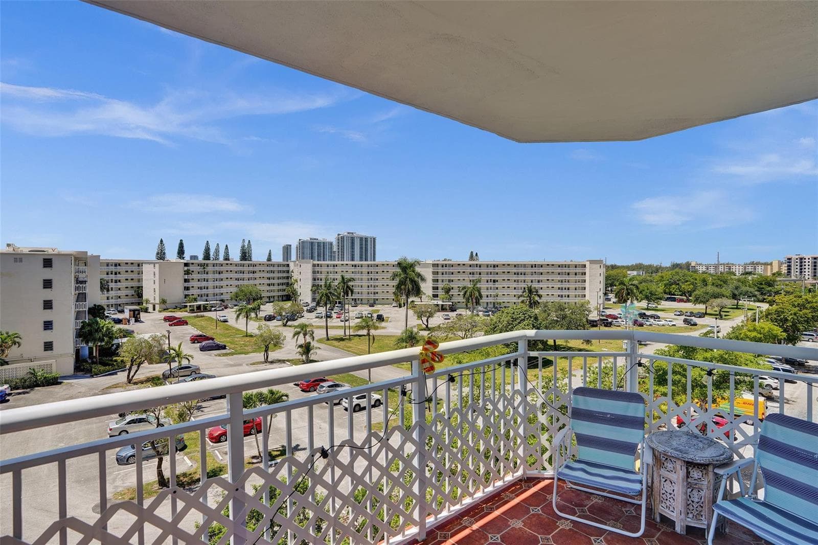 18041 Biscayne Boulevard 503 photo 25