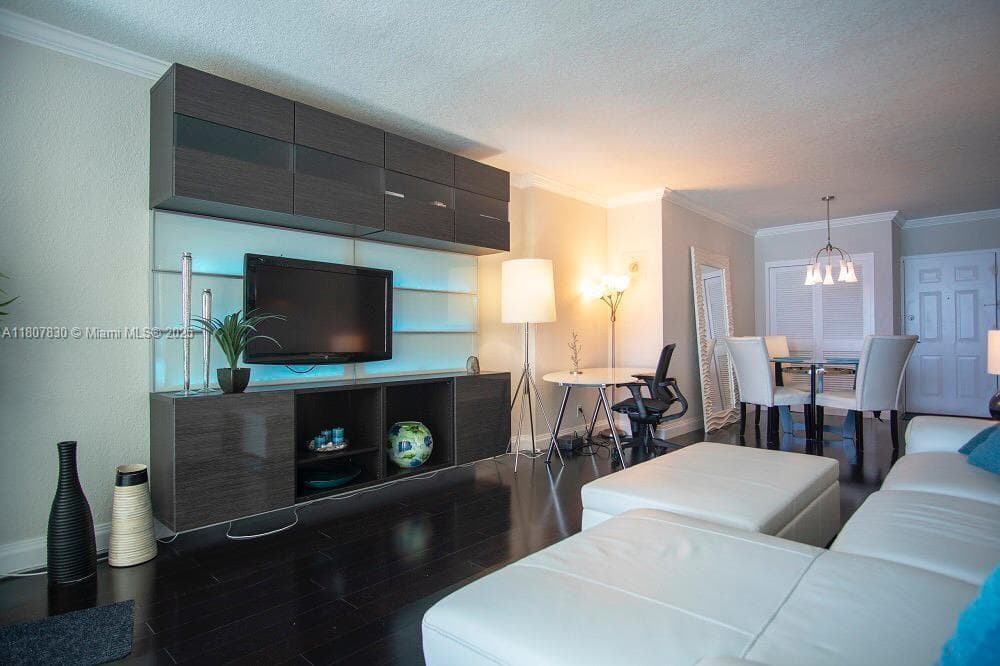 2501 S Ocean Dr 520 photo 4