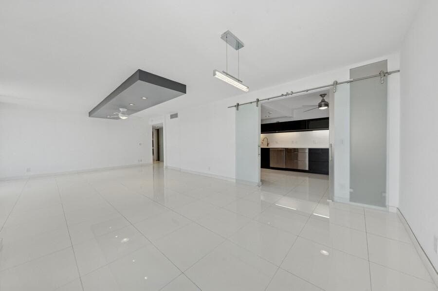 2200 S Ocean Boulevard 606 photo 5