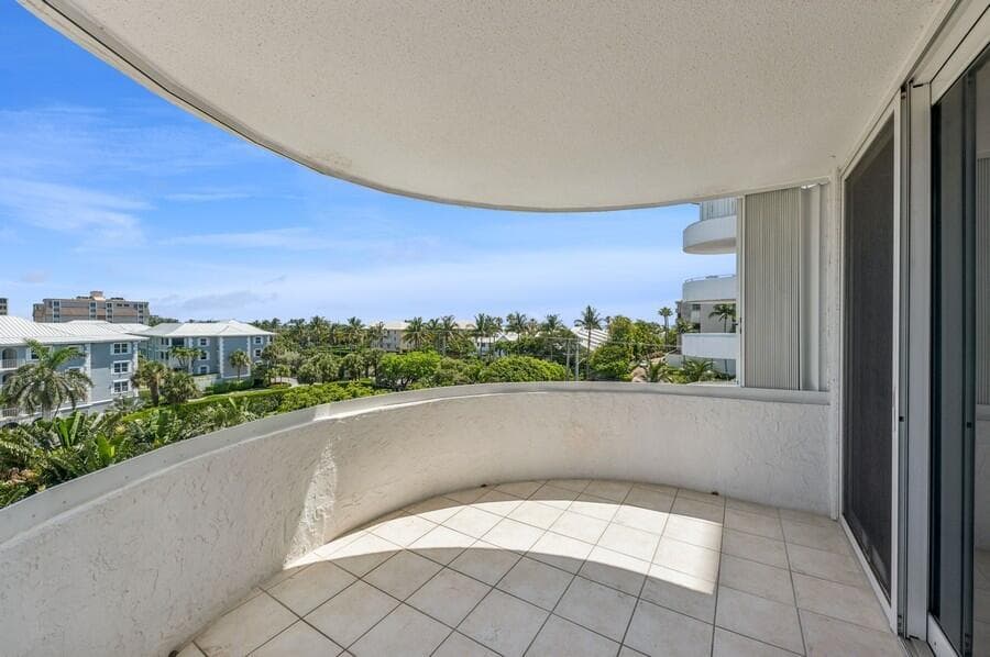 2200 S Ocean Boulevard 606 photo 19