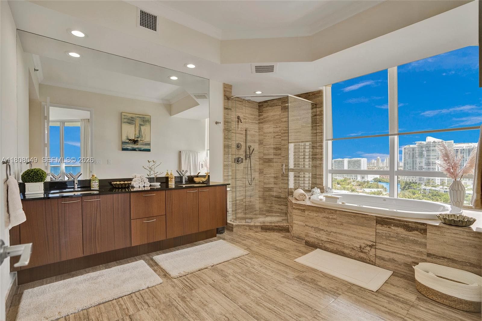 16001 Collins Ave 1604 photo 19