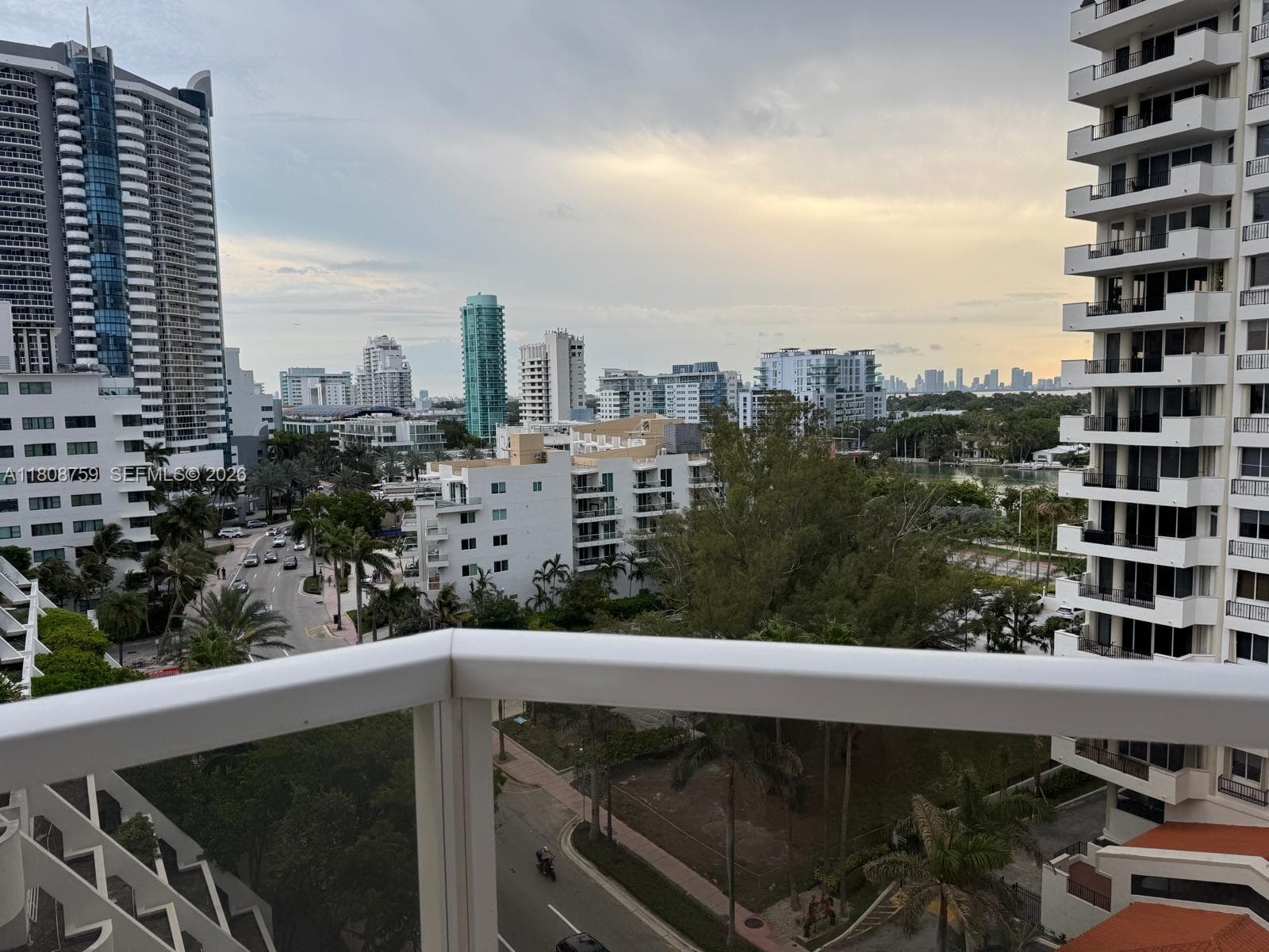 6423 Collins Ave 1001 photo 17