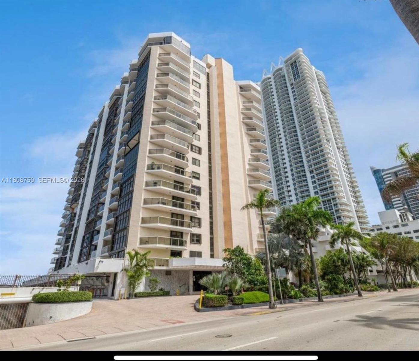 6423 Collins Ave 1001 photo 22
