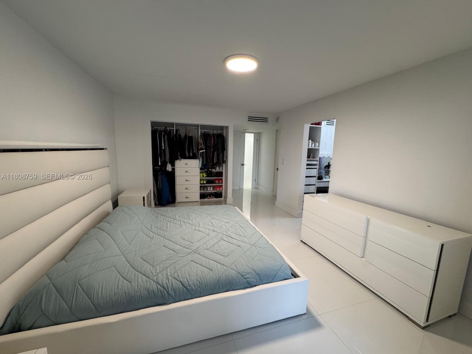 6423 Collins Ave 1001 photo 11